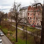 Househost Apartment Retoryka